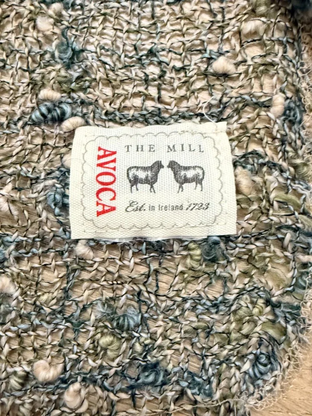 AVOCA The Mill Ireland Handweavers Cream, Blue, Grn Knotty Textured Scarf Fringe